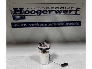 Usagé Pompe essence Volvo V40 (VW) 1.8 16V Prix € 40,00 Règlement à la marge proposé par Autobedrijf Hoogerwerf