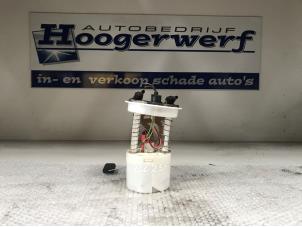Used Electric fuel pump Ford Fusion 1.4 16V Price € 25,00 Margin scheme offered by Autobedrijf Hoogerwerf