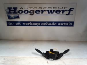 Używane Przelacznik Combi kolumny kierownicy Ford Fiesta 6 (JA8) 1.0 EcoBoost 12V 125 Cena € 75,00 Procedura marży oferowane przez Autobedrijf Hoogerwerf