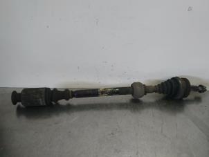 Used Front drive shaft, right Renault Scénic I (JA) 2.0 16V RX4 Price € 50,00 Margin scheme offered by Autobedrijf Hoogerwerf