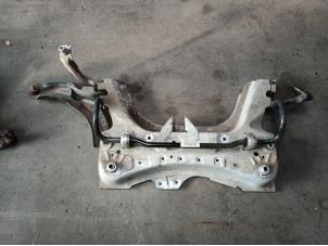 Used Subframe Renault Clio IV Estate/Grandtour (7R) 0.9 Energy TCE 90 12V Price € 90,00 Margin scheme offered by Autobedrijf Hoogerwerf