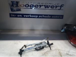 Used Wiper motor + mechanism Opel Corsa D 1.3 CDTi 16V ecoFLEX Price € 20,00 Margin scheme offered by Autobedrijf Hoogerwerf