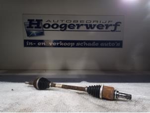 Used Front drive shaft, left Renault Clio IV Estate/Grandtour (7R) 0.9 Energy TCE 90 12V Price € 40,00 Margin scheme offered by Autobedrijf Hoogerwerf