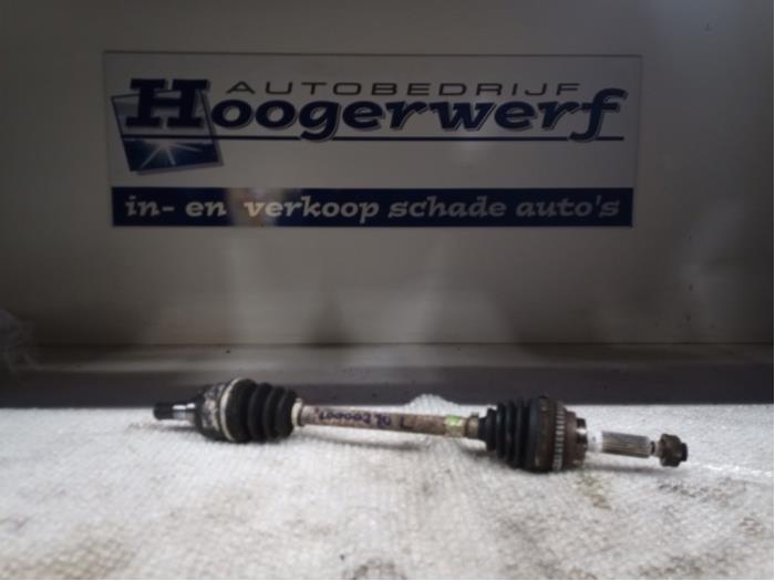 Gebrauchte Antriebswelle links hinten Jaguar XJ8 (X308) 3.2 V8 32V Executive,Sport Preis € 120,00 Margenregelung angeboten von Autobedrijf Hoogerwerf