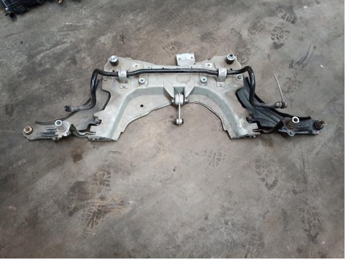 Used Subframe Renault Captur I (2R) 0.9 Energy TCE 12V Price € 150,00 Margin scheme offered by Autobedrijf Hoogerwerf