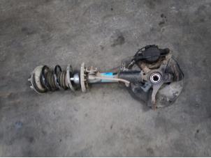 Used Front shock absorber rod, right Mercedes Vaneo (W414) Price € 100,00 Margin scheme offered by Autobedrijf Hoogerwerf