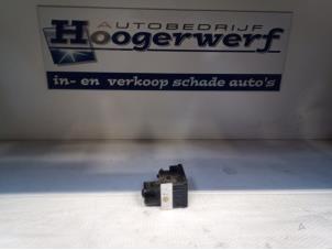 Usagé Pompe ABS Volkswagen Polo IV (9N1/2/3) 1.4 16V Prix € 60,00 Règlement à la marge proposé par Autobedrijf Hoogerwerf