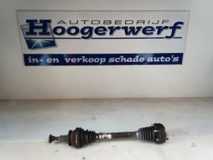 Usagé Arbre de transmission avant gauche Volkswagen Fox (5Z) 1.2 Prix € 40,00 Règlement à la marge proposé par Autobedrijf Hoogerwerf