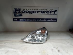 Used Headlight, left Mercedes A (W168) 1.4 A-140 Price € 30,00 Margin scheme offered by Autobedrijf Hoogerwerf