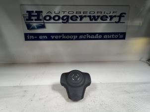Używane Poduszka powietrzna lewa (kierownica) Opel Corsa D 1.4 16V Twinport Cena € 50,00 Procedura marży oferowane przez Autobedrijf Hoogerwerf