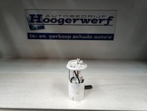 Usados Bomba de gasolina Fiat 500 (312) 0.9 TwinAir 85 Precio € 45,00 Norma de margen ofrecido por Autobedrijf Hoogerwerf