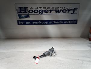 Used Ignition lock + key Hyundai i10 (B5) 1.0 12V Price € 70,00 Margin scheme offered by Autobedrijf Hoogerwerf