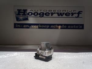 Usagé Pompe ABS Hyundai Getz 1.5 CRDi 12V Prix € 80,00 Règlement à la marge proposé par Autobedrijf Hoogerwerf