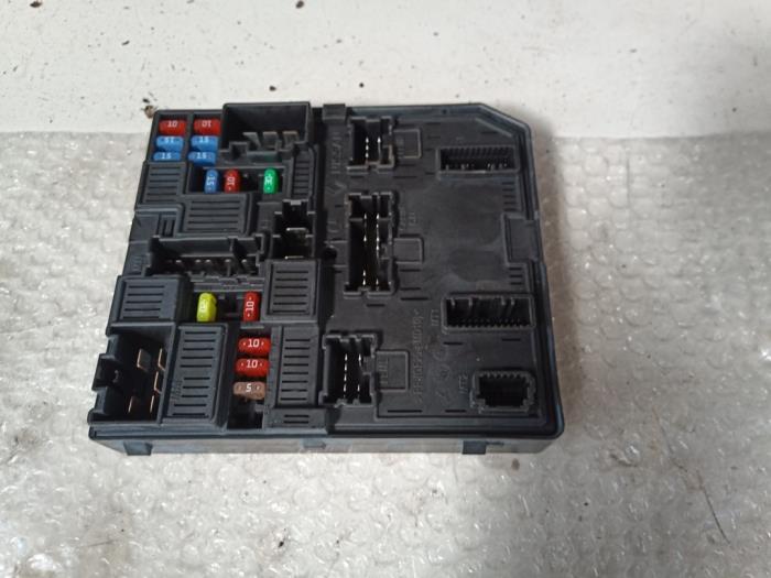 Fuse box Nissan Pulsar 1.2 DIG-T 16V - 284B73ZL0Z ORIGINEEL