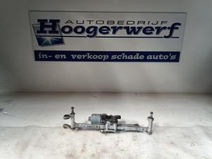 Used Wiper motor + mechanism Volkswagen Polo V (6R) 1.2 TDI 12V BlueMotion Price € 35,00 Margin scheme offered by Autobedrijf Hoogerwerf