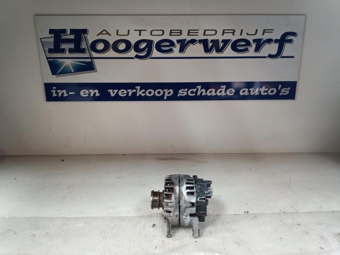 Begagnade Dynamo Dacia Sandero II 1.0 Sce 75 12V Pris € 70,00 Marginaltabell erbjuds av Autobedrijf Hoogerwerf