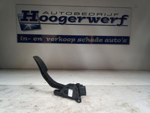 Używane Pedal gazu Ford Fiesta 6 (JA8) 1.4 16V Cena € 20,00 Procedura marży oferowane przez Autobedrijf Hoogerwerf