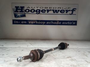 Usados Eje de transmisión izquierda delante Chevrolet Spark 1.0 16V Precio € 40,00 Norma de margen ofrecido por Autobedrijf Hoogerwerf