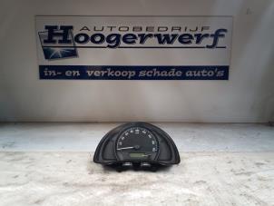 Usagé Compteur kilométrique KM Skoda Citigo 1.0 12V Prix € 100,00 Règlement à la marge proposé par Autobedrijf Hoogerwerf
