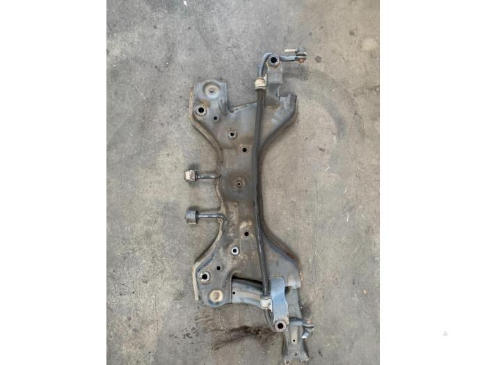 Usados Subchasis Ford Fiesta 6 (JA8) 1.25 16V Precio de solicitud ofrecido por Autobedrijf Hoogerwerf