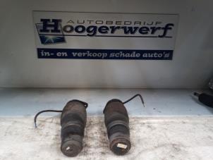 Usagé Amortisseur à air comprimé Mercedes V (638.2) V-220 2.2 CDI 16V Prix € 100,00 Règlement à la marge proposé par Autobedrijf Hoogerwerf