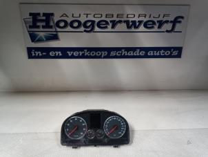 Usagé Compteur Volkswagen Touran (1T1/T2) 2.0 FSI 16V Prix € 50,00 Règlement à la marge proposé par Autobedrijf Hoogerwerf
