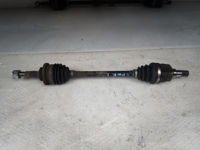 Front drive shaft, left from a Daewoo Spark 1.0 16V Bifuel 2011