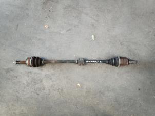 Used Front drive shaft, right Opel Meriva 1.6 16V Price € 20,00 Margin scheme offered by Autobedrijf Hoogerwerf