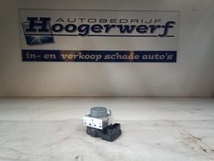 Gebrauchte ABS Pumpe Toyota C-HR (X1,X5) 1.8 16V Hybrid Preis € 230,00 Margenregelung angeboten von Autobedrijf Hoogerwerf