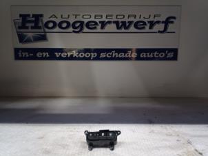 Usagé Commutateur ESP Kia Picanto (JA) 1.0 12V Prix € 20,00 Règlement à la marge proposé par Autobedrijf Hoogerwerf
