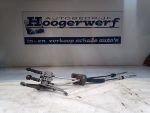 Używane Przewód przelaczajacy skrzyni biegów Volkswagen Transporter T5 1.9 TDi Cena € 50,00 Procedura marży oferowane przez Autobedrijf Hoogerwerf