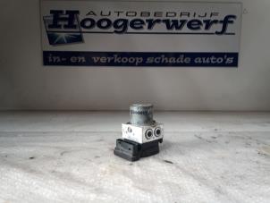 Used ABS pump Hyundai i10 (F5) 1.1i 12V Price € 45,00 Margin scheme offered by Autobedrijf Hoogerwerf