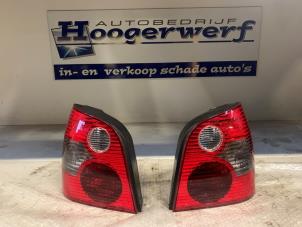 Używane Tylne swiatlo pozycyjne lewe Volkswagen Polo IV (9N1/2/3) 1.4 16V Cena € 30,00 Procedura marży oferowane przez Autobedrijf Hoogerwerf