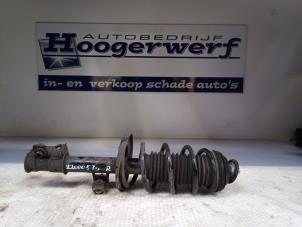 Używane Amortyzator prawy przód Opel Corsa D 1.3 CDTi 16V ecoFLEX Cena € 30,00 Procedura marży oferowane przez Autobedrijf Hoogerwerf