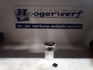 Usagé Pompe à carburant Peugeot Partner Tepee (7A/B/C/D/E/F/G/J/P/S) 1.6 VTI 16V Phase 1 Prix € 40,00 Règlement à la marge proposé par Autobedrijf Hoogerwerf