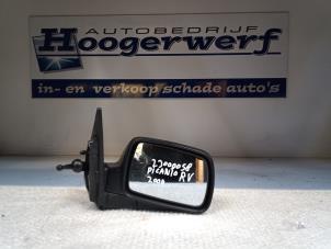 Usagé Rétroviseur droit Kia Picanto (BA) 1.1 12V Prix € 30,00 Règlement à la marge proposé par Autobedrijf Hoogerwerf