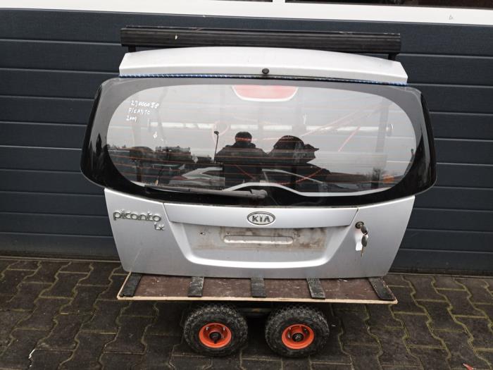 Begagnade Baklucka Kia Picanto (BA) 1.1 12V Pris € 100,00 Marginaltabell erbjuds av Autobedrijf Hoogerwerf