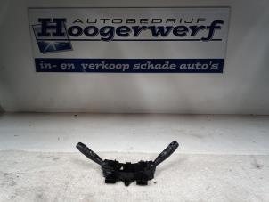Usagé Commutateur combi colonne de direction Hyundai i10 (B5) 1.0 12V Prix € 50,00 Règlement à la marge proposé par Autobedrijf Hoogerwerf