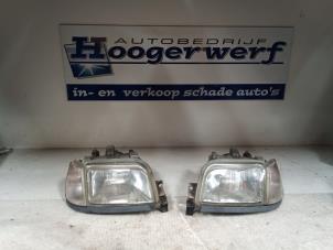 Used Set of headlight bulbs, left + right Renault Clio (B/C57/357/557/577) 1.4i RN,RT Kat. Price € 30,00 Margin scheme offered by Autobedrijf Hoogerwerf
