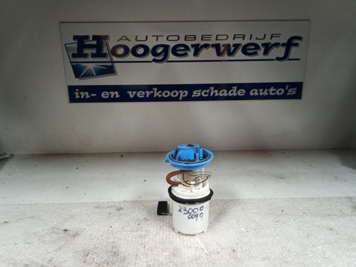 Gebrauchte Benzinpumpe Seat Leon (1P1) 2.0 TFSI FR 16V Preis € 35,00 Margenregelung angeboten von Autobedrijf Hoogerwerf