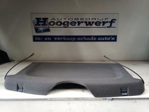 Usagé Plage arrière Opel Corsa C (F08/68) 1.2 16V Prix € 20,00 Règlement à la marge proposé par Autobedrijf Hoogerwerf
