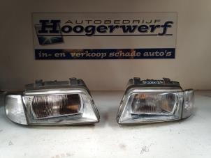 Usados Juego de faros izquierda + derecha Audi A4 Avant (B5) 1.8 20V Precio € 50,00 Norma de margen ofrecido por Autobedrijf Hoogerwerf