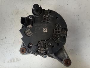 Dynamo d'un Mercedes-Benz C Estate (S205) C-180 1.6 16V BlueEfficiency 2014