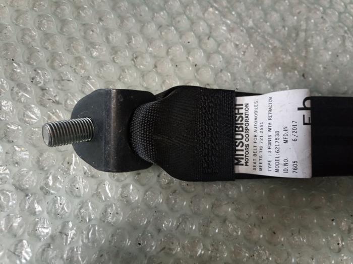 Rear seatbelt, right from a Mitsubishi Space Star (A0) 1.0 12V 2018