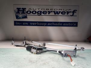 Used Wiper motor + mechanism Mercedes CLK (R209) 3.5 350 V6 18V Price € 100,00 Margin scheme offered by Autobedrijf Hoogerwerf