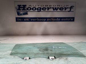Usagé Vitre arrière droite Honda Insight (ZE2) 1.3 16V VTEC Prix € 40,00 Règlement à la marge proposé par Autobedrijf Hoogerwerf