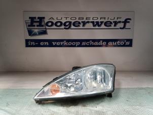 Used Headlight, left Ford Focus 1 Wagon 1.6 16V Price € 30,00 Margin scheme offered by Autobedrijf Hoogerwerf