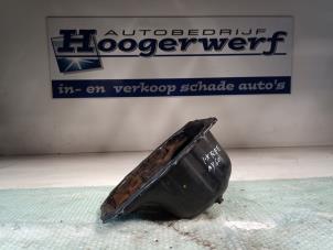 Usados Bandeja de cárter Peugeot 107 1.0 12V Precio € 25,00 Norma de margen ofrecido por Autobedrijf Hoogerwerf