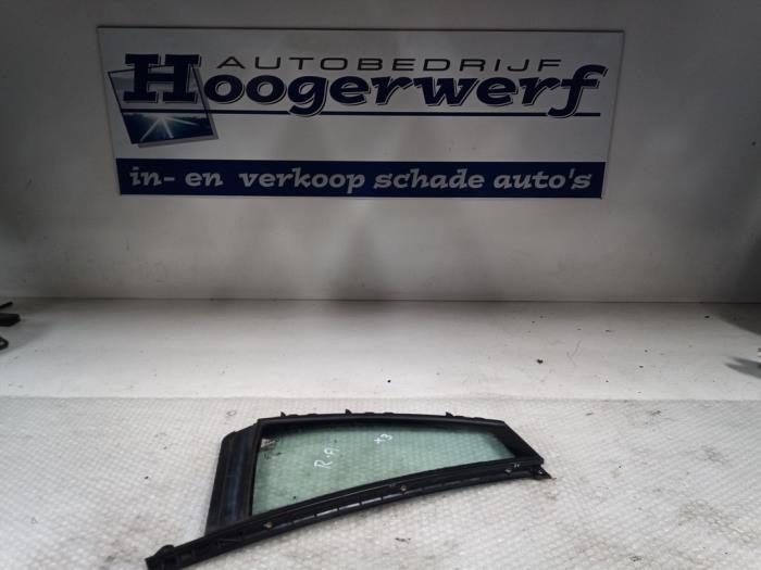 Usados Ventanilla triangular derecha detrás BMW X3 (G01) xDrive 30e 2.0 TwinPower Turbo 16V Precio de solicitud ofrecido por Autobedrijf Hoogerwerf