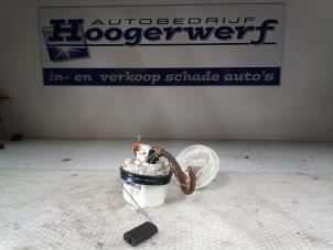 Usados Bomba eléctrica de combustible Ford Focus 1 Wagon 1.6 16V Precio € 30,00 Norma de margen ofrecido por Autobedrijf Hoogerwerf